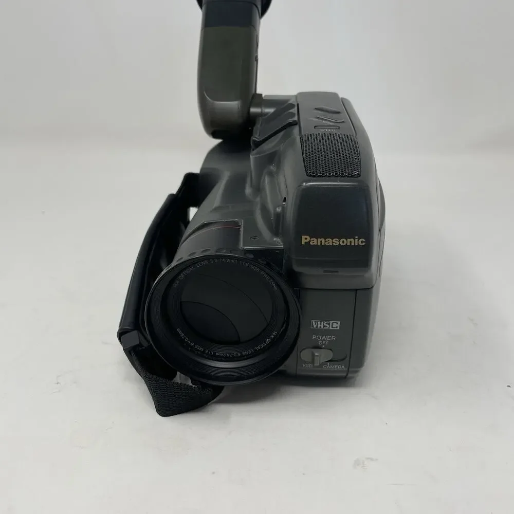 Panasonic Palmcorder IQ PV-D486 Camcorder Camera TESTED Read Description
